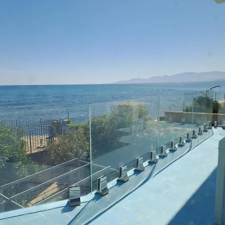 Penzion Blue Life, Sea-luxury On The Between Palermo And Cefalu' *