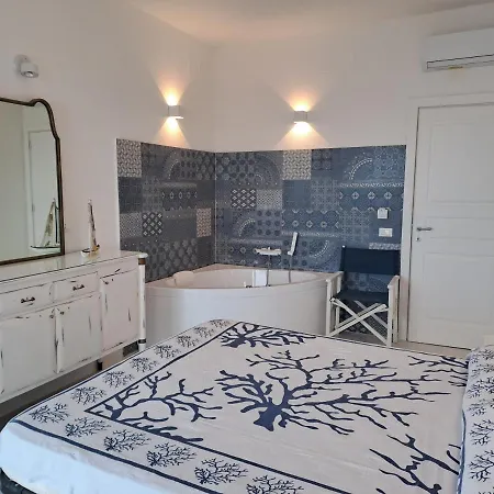 Blue Life, Sea-luxury On The Between Palermo And Cefalu' Penzion *