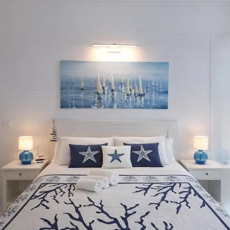 Blue Life, Luxury Beachfront Rooftop Between Palermo And Cefalu' カステルダッチャ