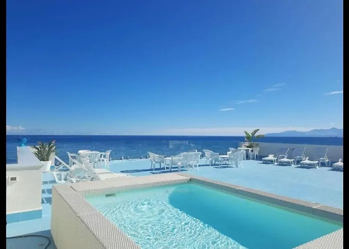 בית הארחה Blue Life, Sea-luxury On The Between Palermo And Cefalu' קסטלדאצ'ה