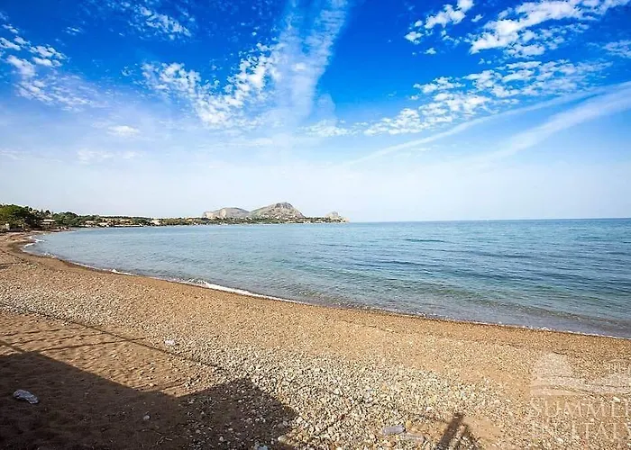 Blue Life, Sea-luxury On The Between Palermo And Cefalu' 4*